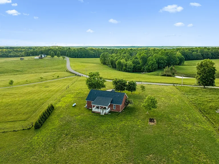 7899 W Lick Creek Rd — Photo 1
