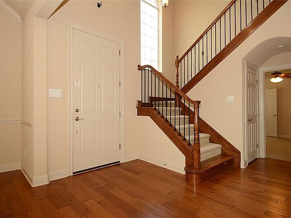 5th image of 241 Milan St #403