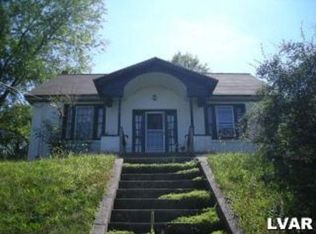 365 Twin Hill Dr, Lehighton, PA 18235