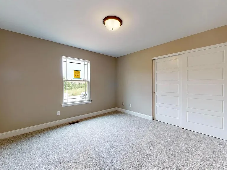 1047 Timber Bluff Dr — Photo 7