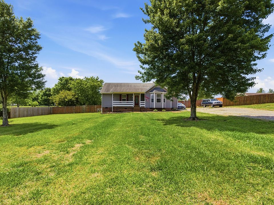 1st image of 3945 Honeysuckle Way