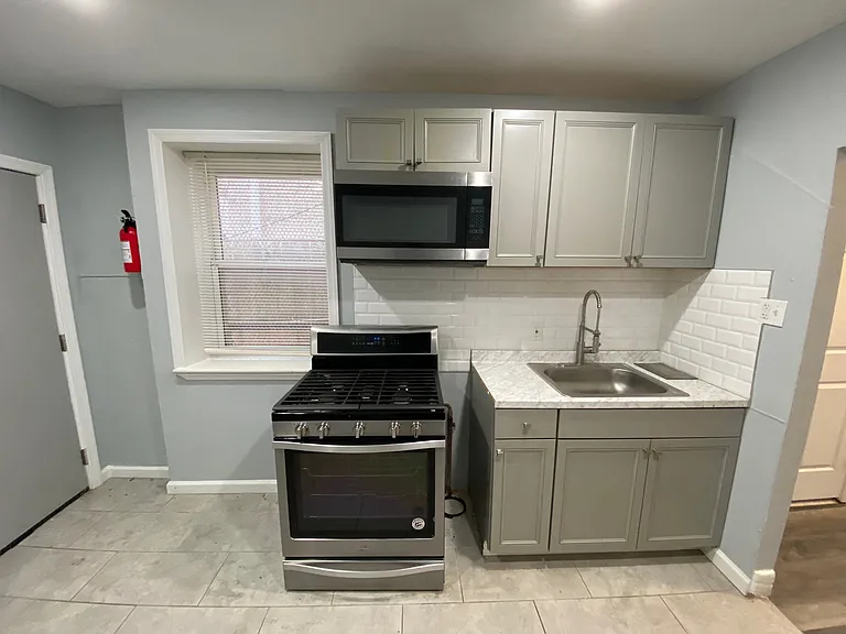 3930 Reno St — Photo 7