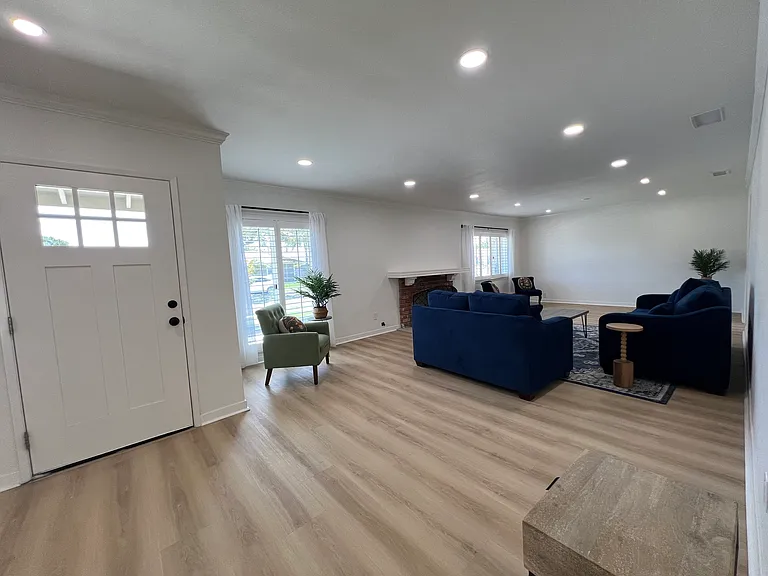 1363 Hendrix Ave — Photo 6