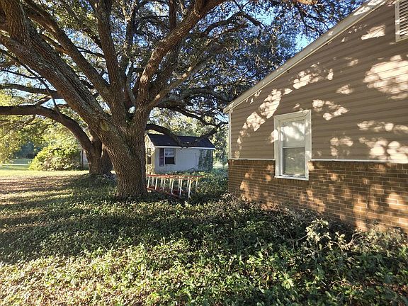5th image of 177 Stumphole Rd