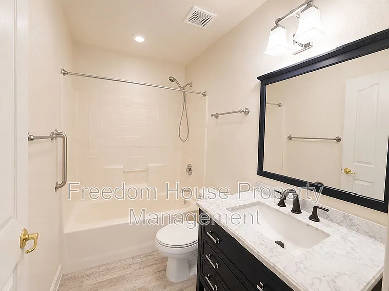 3066 Mount Charleston Dr — Photo 27