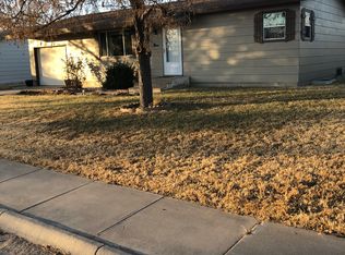 709 W Campbell St, Garden City, KS 67846