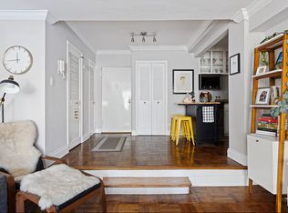 301 E 48th St APT 9L, Manhattan, NY