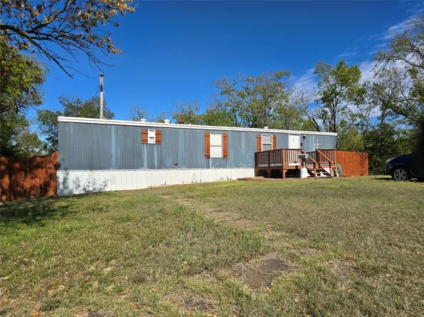 308 Forest St, Pawnee, OK 74058
