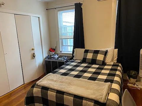 671 N Broadway St #2 — Photo 5