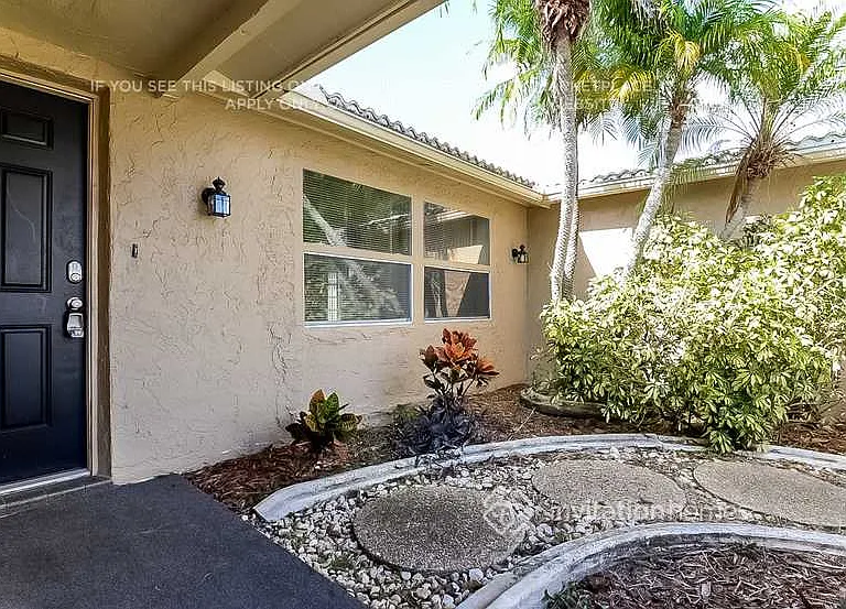 1741 Dartmouth Dr — Photo 4