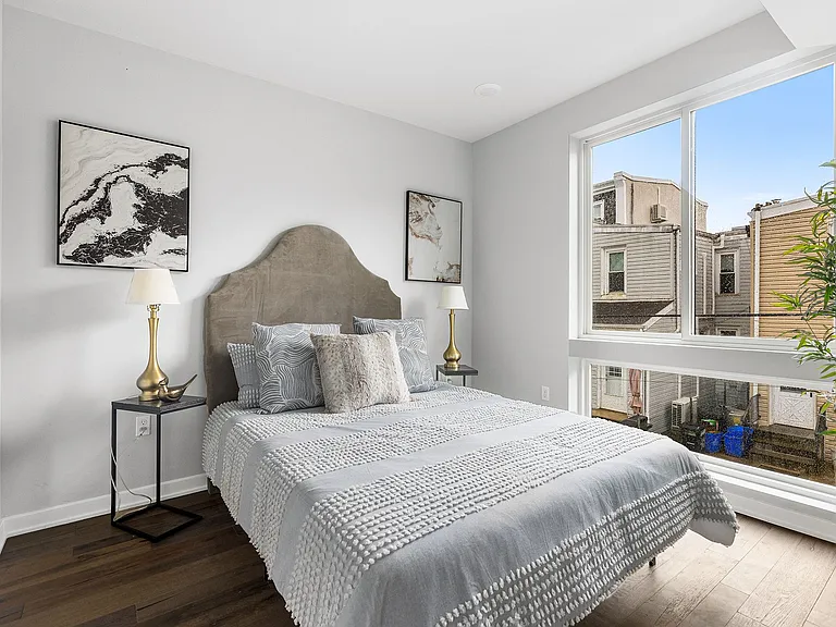 Urban Living Redefined Stylish Apartments Near Everything You Need — Photo 9