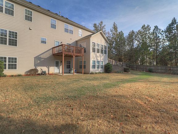 5th image of 2506 Brianna Ln NE