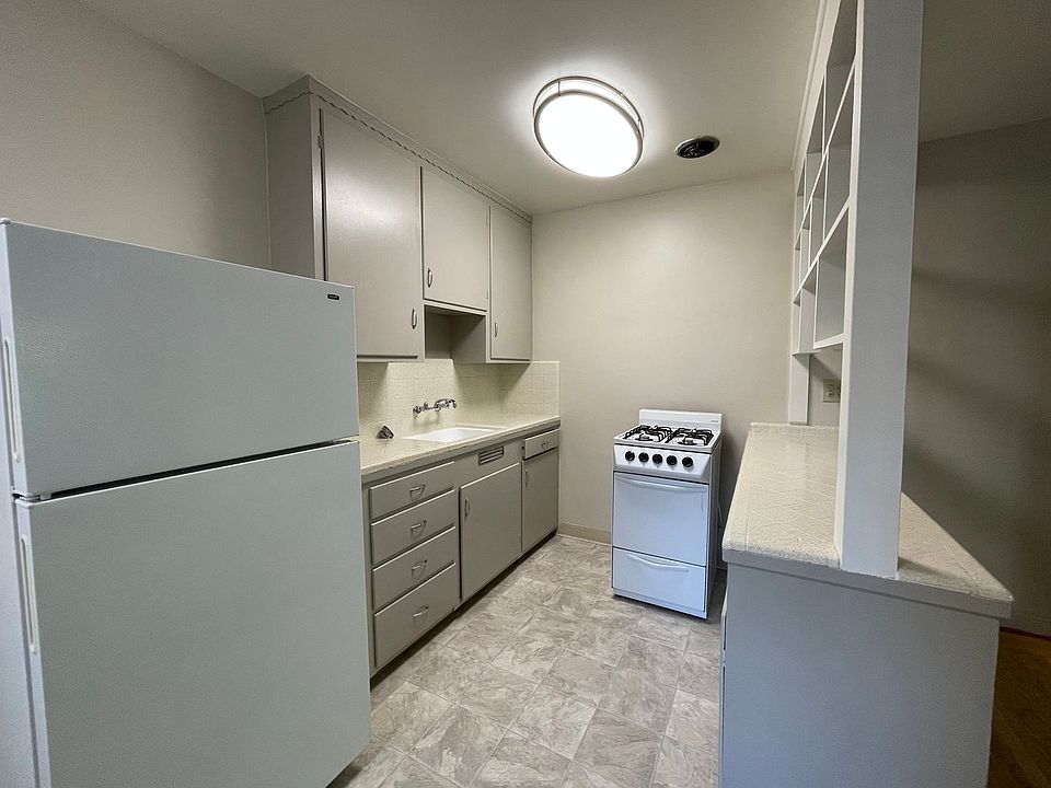 1st image of 3349 I St APT 8