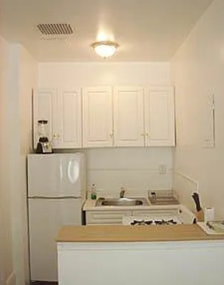 Rented by Oxford Property Group | media 8