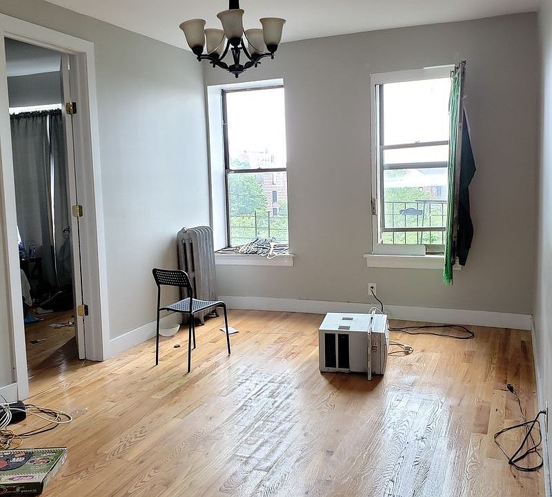 1st image of 2027 Pacific St APT 3H