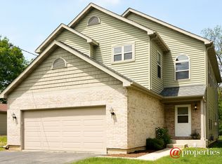 21344 W Ridge Rd, Lake Zurich, IL 60047