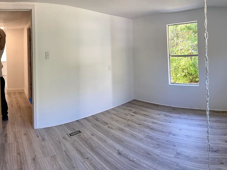 3384 Memory Ln — Photo 4