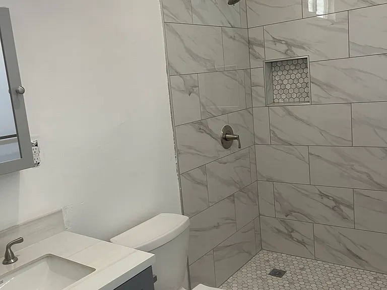 425 W Cherry St — Photo 11