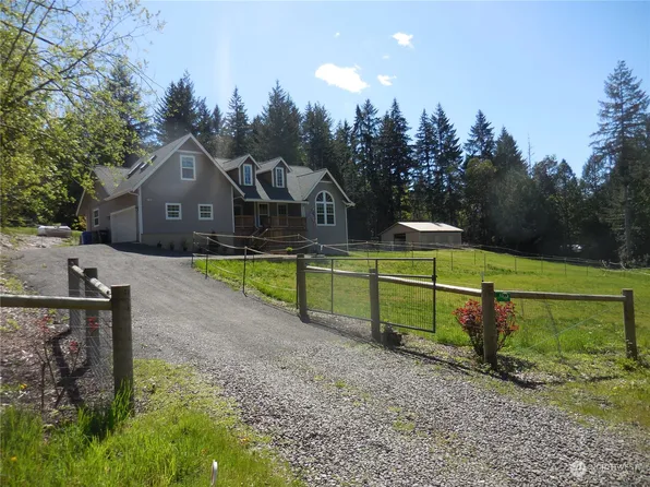 19310 20th Street NW, Lakebay, WA 98349