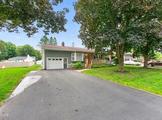 6 Dublin Drive, Ballston Spa, NY 12020