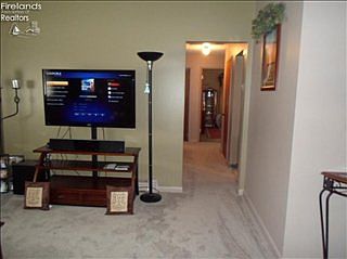 1st image of 109 Meadow Ln