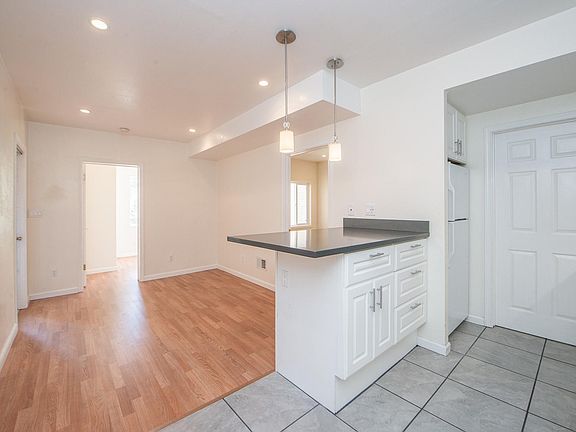 3rd image of 435 27th Ave #A