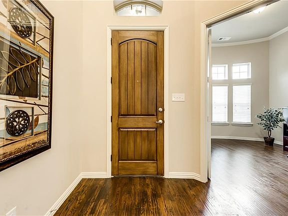 4th image of 6805 Helena Way