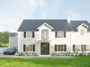 4 Pine Dr, Port Washington, NY 11050