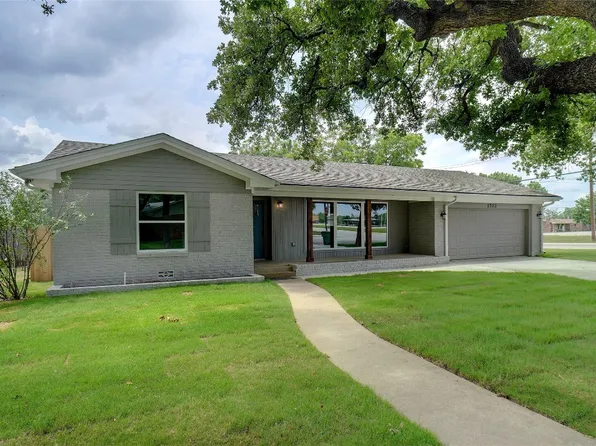 1702 Boston Ave, Bridgeport, TX 76426