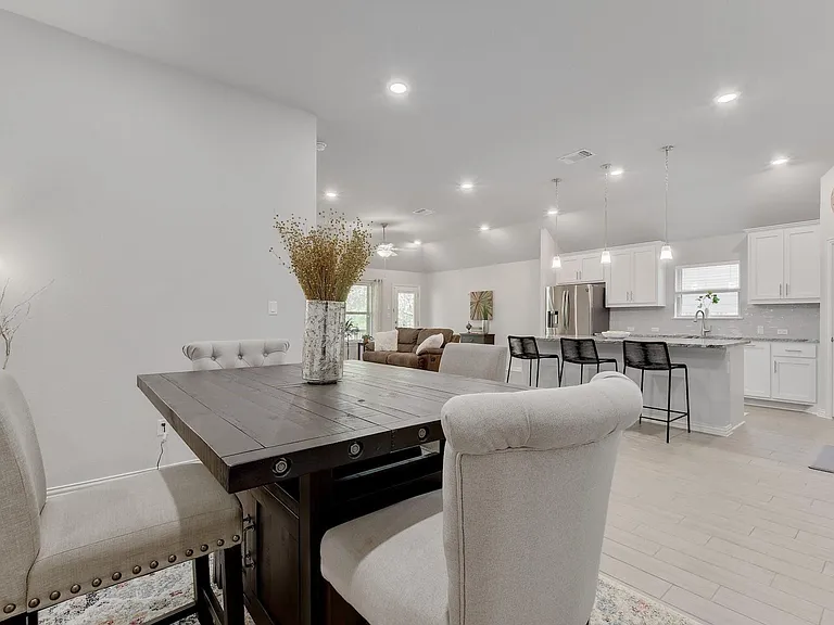 232 Tangled Brush Dr — Photo 4