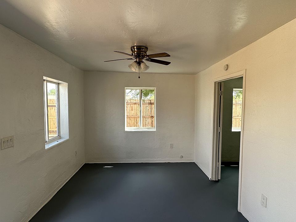 2nd image of 3625 E Bellevue St APT 1
