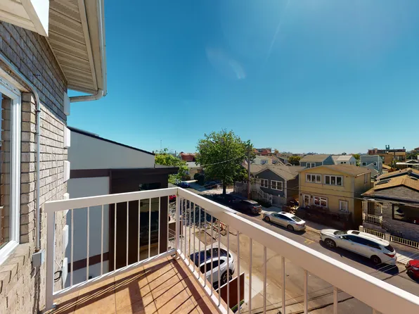 2803 Batchelder Street image 17 of 21