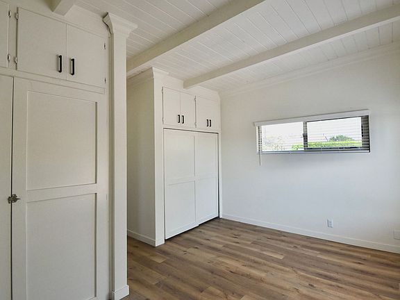 5th image of 605-609 N Hollywood Way #605-C