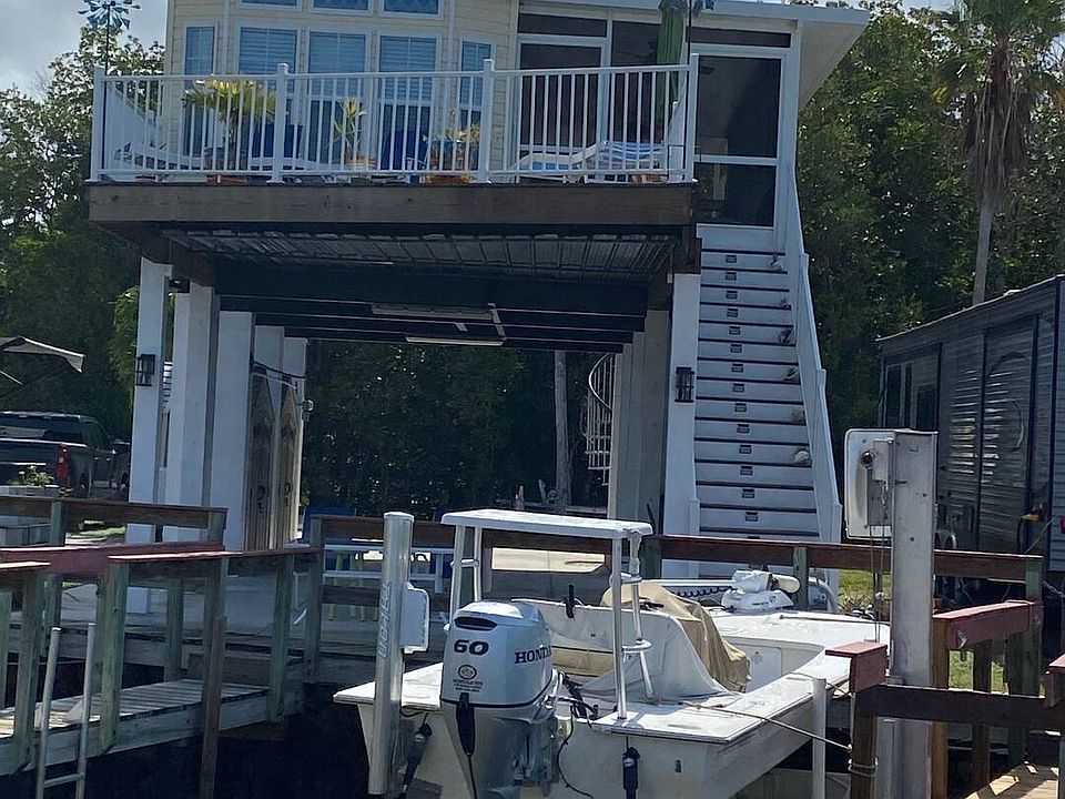 1st image of 1180 Chokoloskee Dr #58
