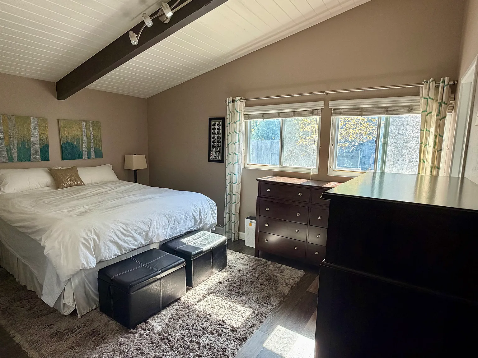 4 bed, 1652 sqft, $6,250 — Photo 3
