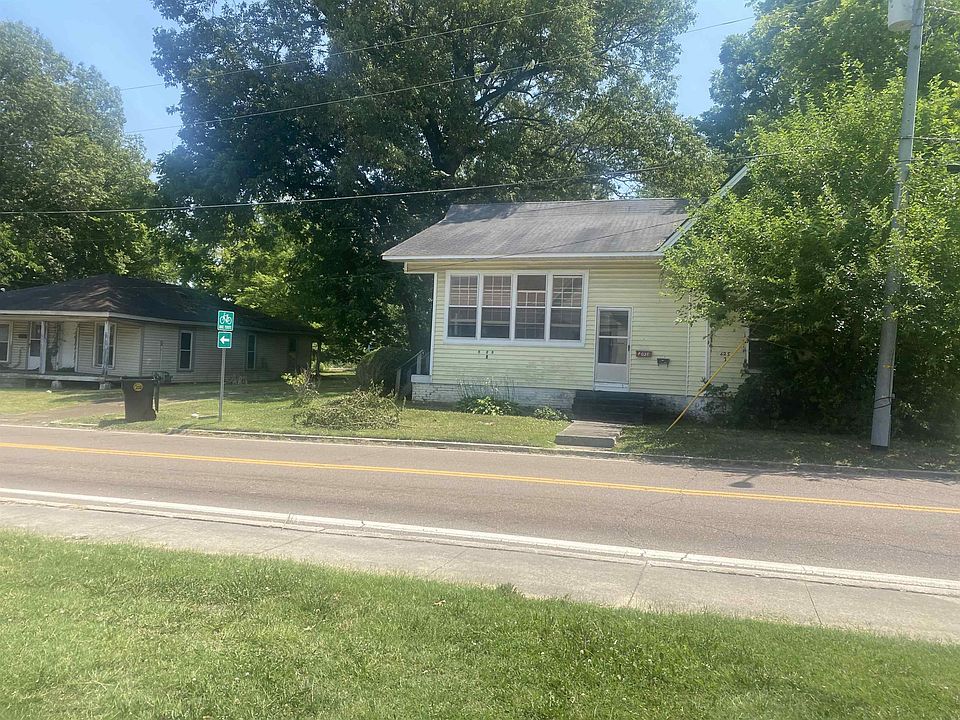 2nd image of 625 Forrest St
