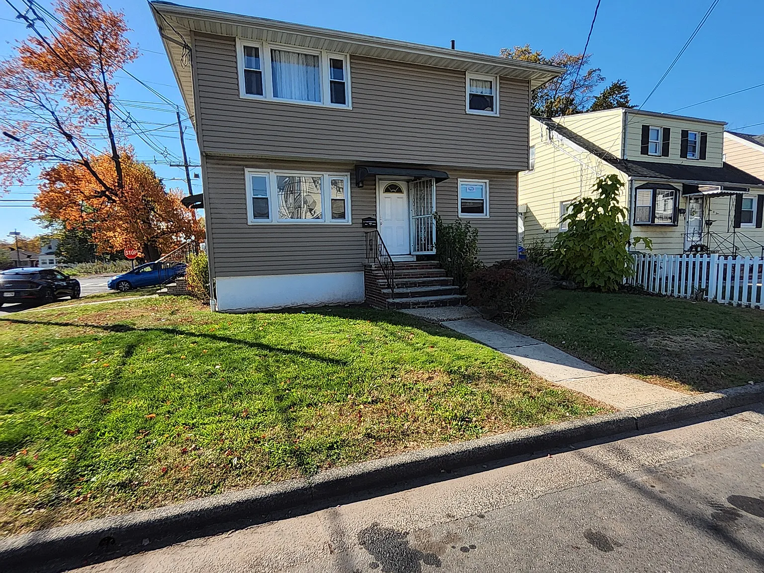 3 bed, $2,500 — Photo 1