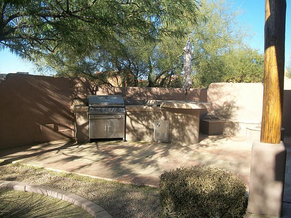 3rd image of 7130 E Saddleback St Unit 3