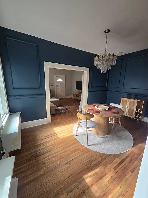 2 bed, 1.0 bath, 1128 sqft, $2,000 — Photo 2