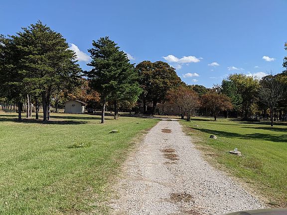 Driveway/"little house"