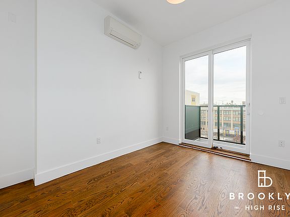 4th image of 903 De Kalb Ave #2B