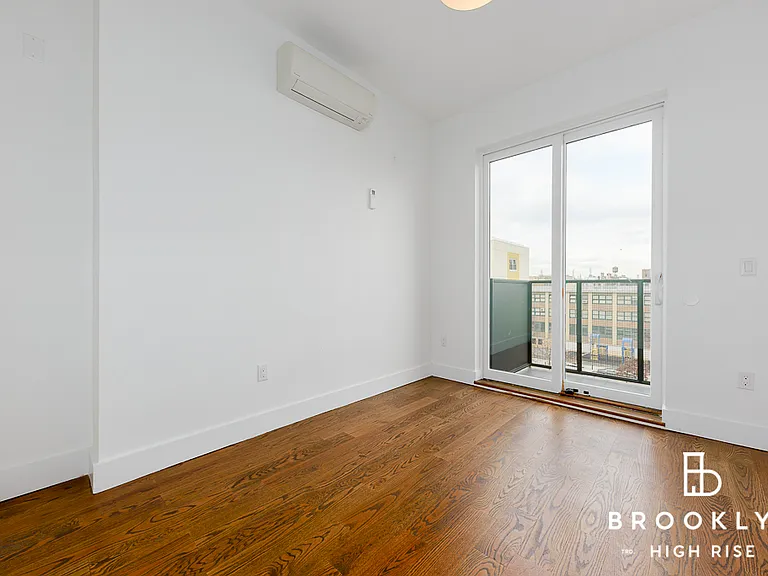 843 Dekalb Ave #5B — Photo 5
