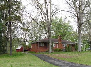 1277 Woodbury Hwy, Manchester, TN 37355