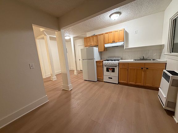 5th image of 20 Brooks Ave APT 106