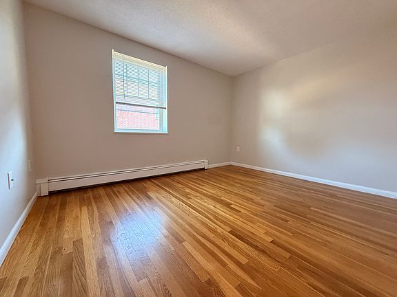 5th image of 60 Mill St #21