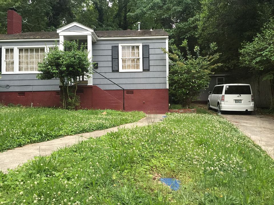 2nd image of 1620 Marguerite Ave