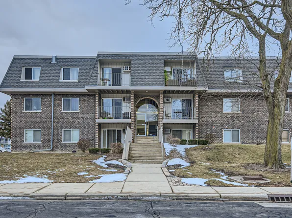 867 Tree Ln APT 105, Prospect Heights, IL 60070