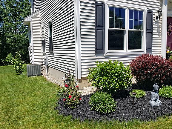 Front of House - Left Corner