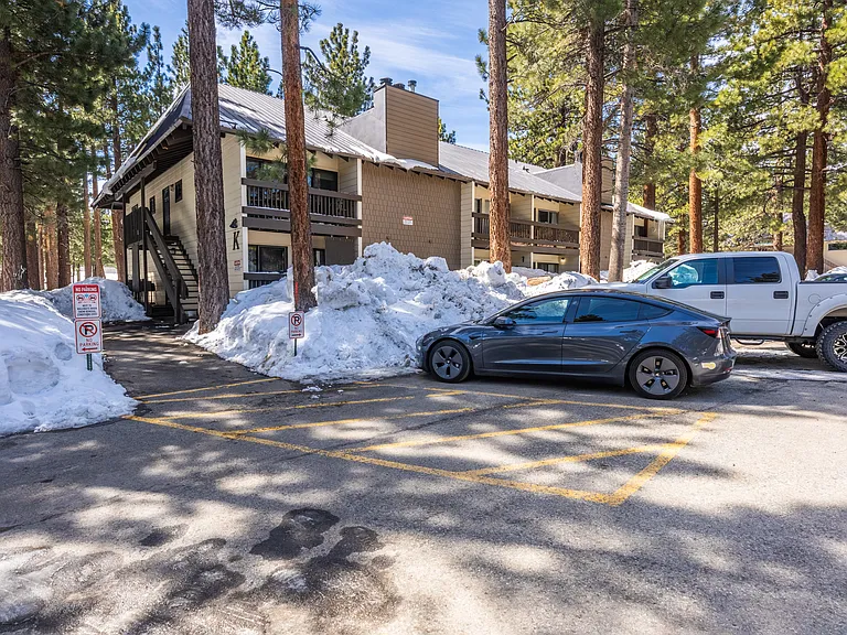2289 Sierra Nevada Rd #K11 — Photo 33