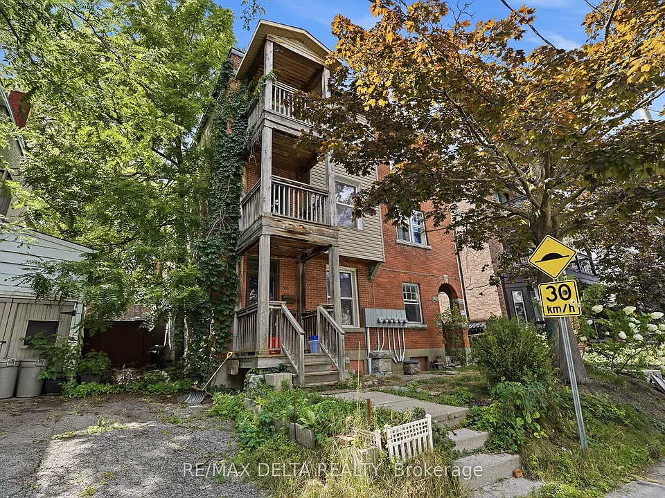 516 Bay St #2